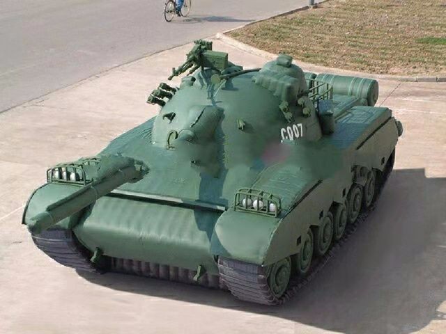 北关军用充气坦克