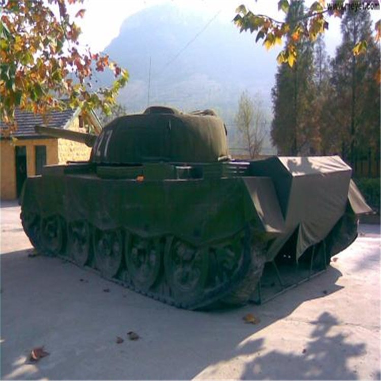北关大型充气坦克